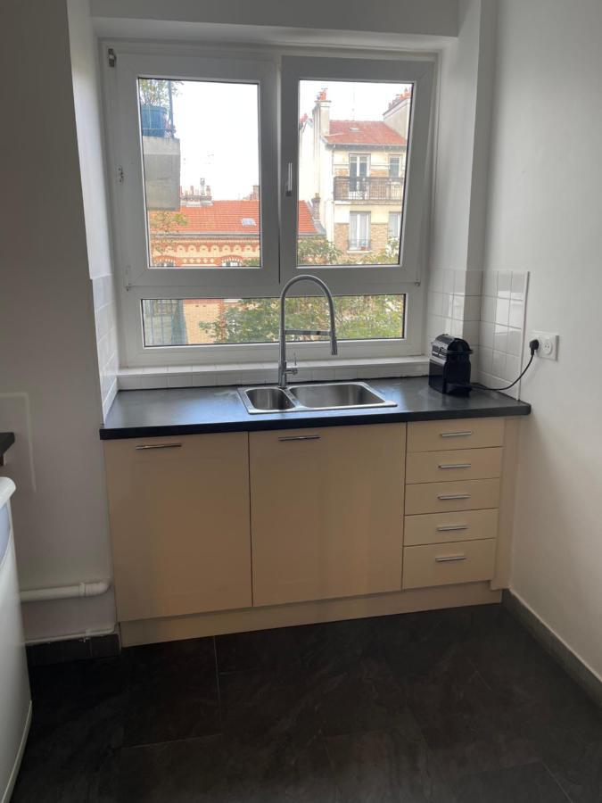 Appartement Neuf A A 3 Mins A Pieds Du Metro
